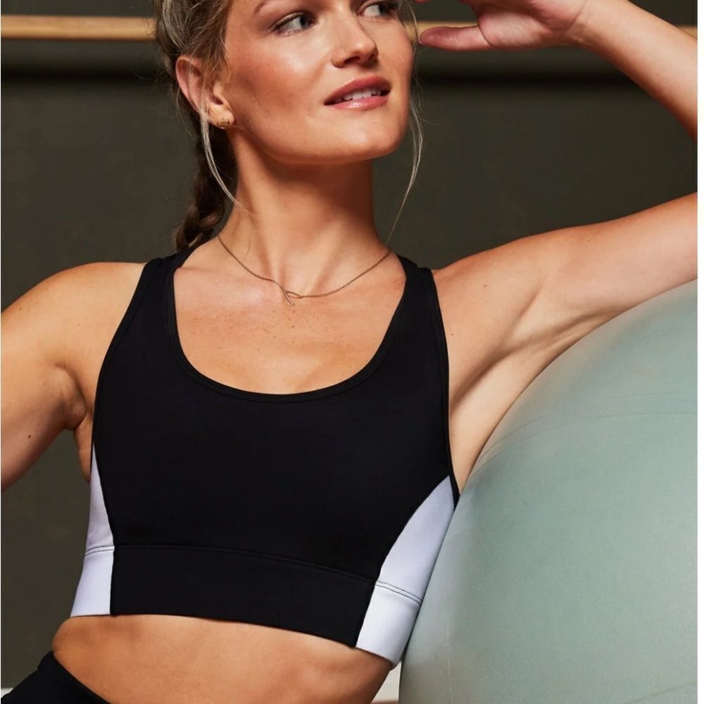 Fabletics Black and White Sports Bra - NWT